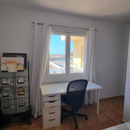 Gilda: Beautiful Spacious Apartment. Seaview From Rooftop Terrace Коральео Экстерьер фото